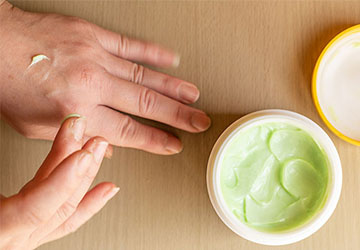 コロナ,対策,手荒れ,手洗い,コラム,ハンドミルク,クリーム,被膜,保湿