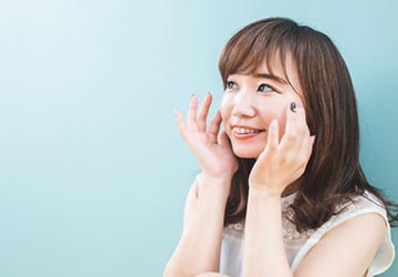 スキンケア,乾燥,洗顔,食事,保湿,潤い,美肌