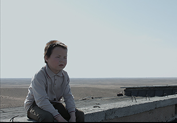 アジア,フォーカス,福岡,映画,カザフスタン,父,電話