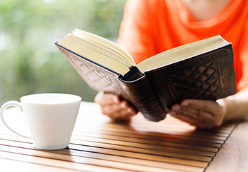 記者,ブログ,コラム,読書,読書の秋,図書館,村上春樹