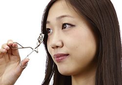 ビューラーの効果的な使い方、知ってる？